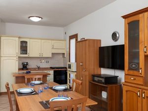 24044680-Ferienwohnung-6-Olbia-300x225-5