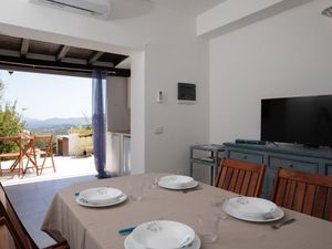 24048052-Ferienwohnung-4-Olbia-300x225-5