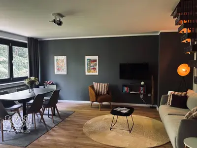 Wohnzimmer/Esszimmer