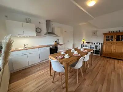 Ferienwohnung für 7 Personen (175 m²) in Oldenburg (Oldenburg) 4/10