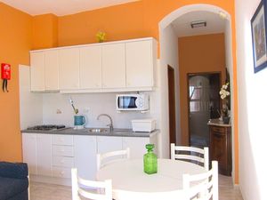 24038452-Ferienwohnung-4-Olhos De Água-300x225-1