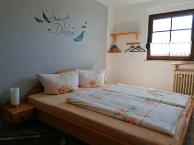 Schlafzimmer 2