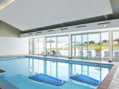 PoolOfHouse