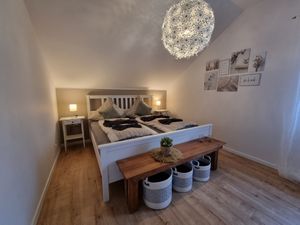 23475112-Ferienwohnung-5-Olpe-300x225-4