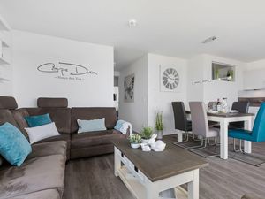 24037325-Ferienwohnung-4-Olpenitz-300x225-3