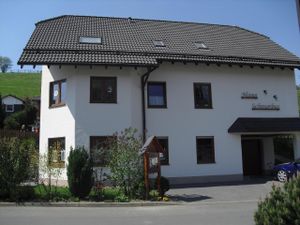 21690853-Ferienwohnung-3-Olsberg-300x225-1