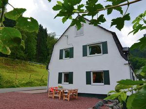 Ferienwohnung für 8 Personen (130 m²) in Olsberg
