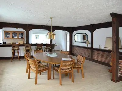 DiningRoom
