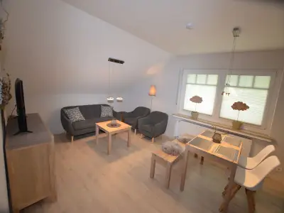 Photo, INSIDE, OUTSIDE