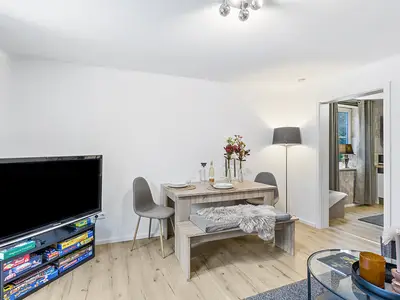 Photo, INSIDE, OUTSIDE