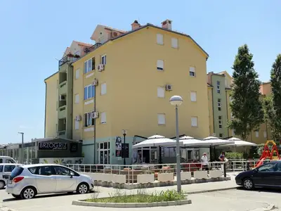 Ferienwohnung für 4 Personen in Omiš 2/10