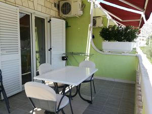 Ferienwohnung für 3 Personen (26 m²) in Omiš