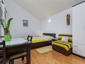 Ferienwohnung für 2 Personen (25 m²) in Omiš