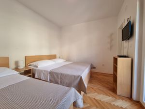 Ferienwohnung für 3 Personen (21 m²) in Omiš