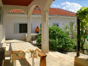 Ferienwohnung für 3 Personen (32 m²) in Omiš