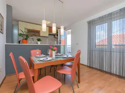 Ferienwohnung für 4 Personen (70 m²) in Omiš 2/10