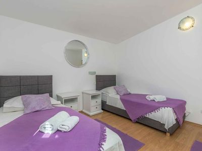 Ferienwohnung für 9 Personen (120 m²) in Omiš 10/10