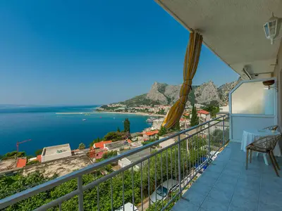 Ferienwohnung für 6 Personen (90 m²) in Omiš 1/10