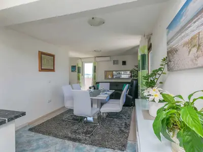 Ferienwohnung für 5 Personen (70 m²) in Omiš 4/10