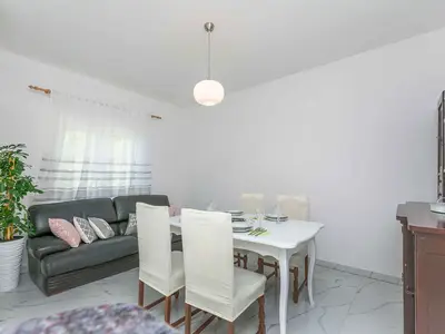 Ferienwohnung für 6 Personen (65 m²) in Omiš 6/10
