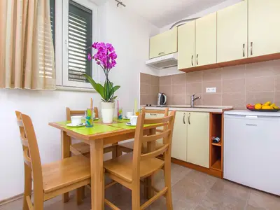 Ferienwohnung für 2 Personen (20 m²) in Omiš 4/10