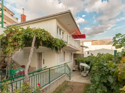 Ferienwohnung für 2 Personen in Omiš 1/10