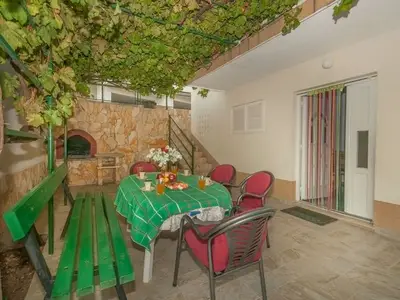 Ferienwohnung für 2 Personen in Omiš 4/10