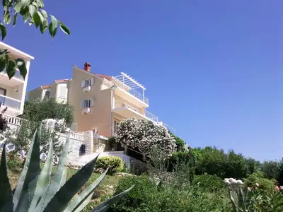 Ferienwohnung für 8 Personen (110 m²) in Omiš 4/10