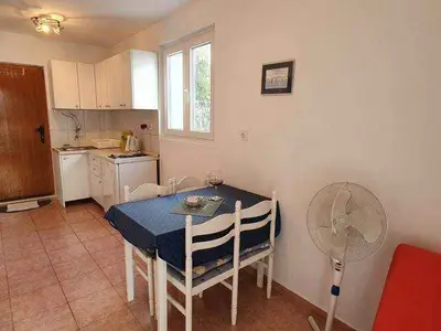 Ferienwohnung für 4 Personen (35 m²) in Stanići 5/10