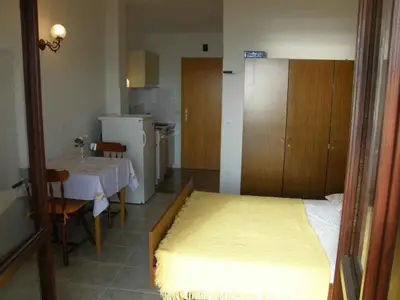 Ferienwohnung für 2 Personen (23 m²) in Stanići 6/9