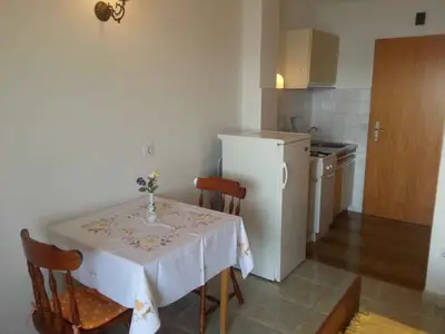 Ferienwohnung für 2 Personen (23 m²) in Stanići 7/9