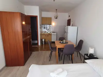 Ferienwohnung für 4 Personen (30 m²) in Stanići 7/10