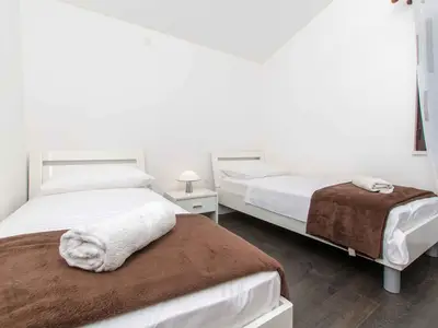 Ferienwohnung für 4 Personen (55 m²) in Stanići 4/10