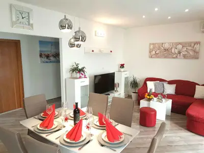 Ferienwohnung für 8 Personen (105 m²) in Stanići 5/10