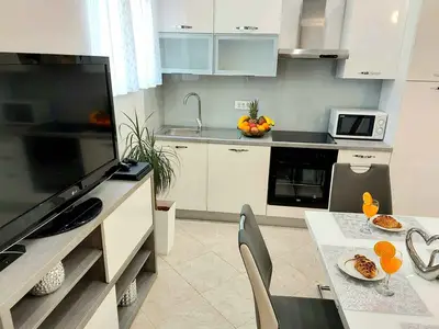 Ferienwohnung für 4 Personen (35 m²) in Stanići 9/10