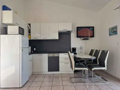 Ferienwohnung für 5 Personen (55 m²) in Stanići 7/10