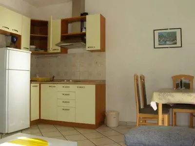 Ferienwohnung für 5 Personen (55 m²) in Stanići 5/10