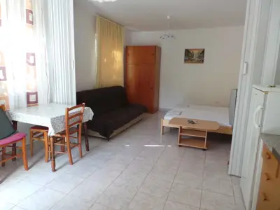 Ferienwohnung für 2 Personen (38 m²) in Omišalj 10/10