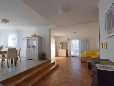 Ferienwohnung für 8 Personen (100 m²) in Omišalj 10/10
