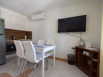 Ferienwohnung für 4 Personen (42 m²) in Omišalj 6/10