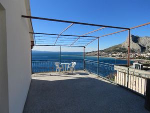 22953523-Ferienwohnung-3-Omiš-300x225-4