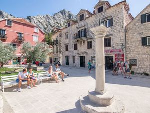 23958070-Ferienwohnung-4-Omiš-300x225-0