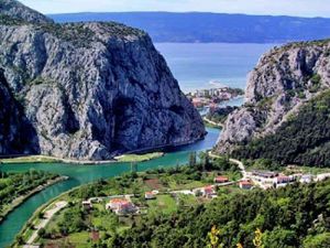 23958347-Ferienwohnung-3-Omiš-300x225-3