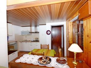 23958364-Ferienwohnung-4-Omiš-300x225-5