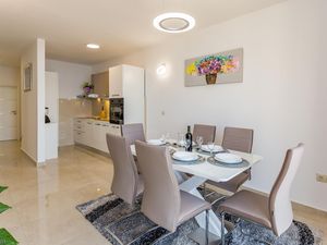 23115109-Ferienwohnung-5-Omiš-300x225-5