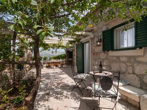 22442549-Ferienwohnung-3-Omiš-300x225-0