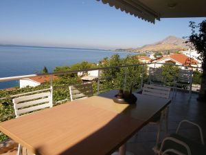 23028141-Ferienwohnung-8-Omiš-300x225-1