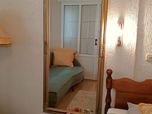 23022251-Ferienwohnung-5-Omiš-300x225-4