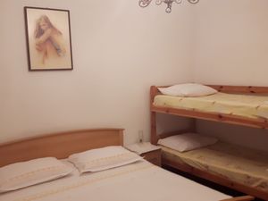 23943941-Ferienwohnung-3-Omiš-300x225-2