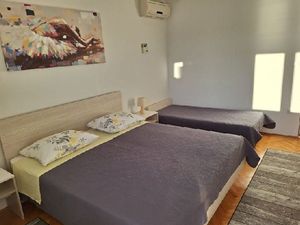 Ferienwohnung mit Schlafzimmer (35 m²) in Omiš